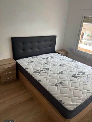 Liquidación:canapés y colchones