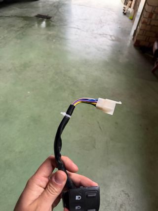 Piña Intermitentes Yamaha Aerox