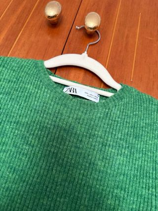 Jersey Zara verde punto fruncido
