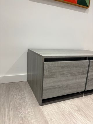 Mesa de salón diseño 2 cajones madera gris