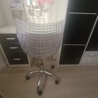 Armario y escritorio