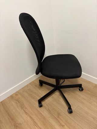 Silla de Oficina Giratoria Negra