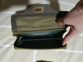 2 Carteras Mujer Negro y Verde