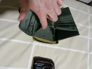 2 Carteras Mujer Negro y Verde