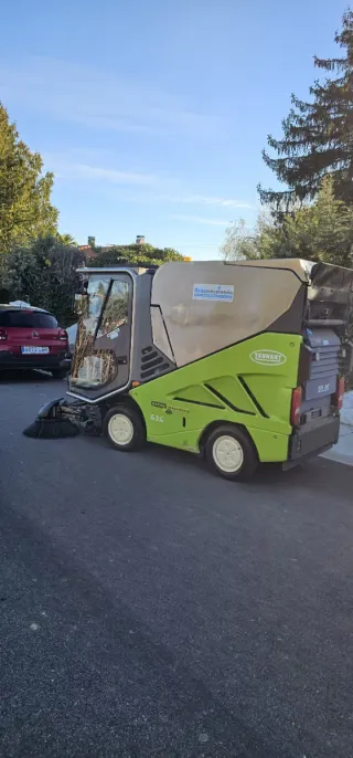 Barredora Vial Tennant 636 Green Machines