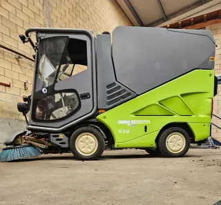 Barredora Vial Tennant 636 Green Machines
