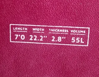 Tabla de surf Olaian 7’0 (55L) + leash. La tabla