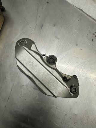 Pinza delantera ktm 690 husqvarna 701