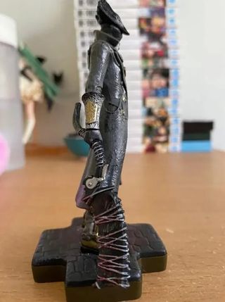 Figura Cazador Bloodborne