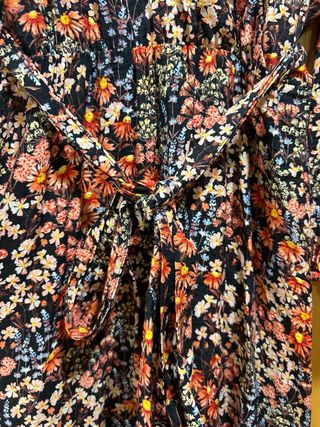 Vestido H&M floral manga larga