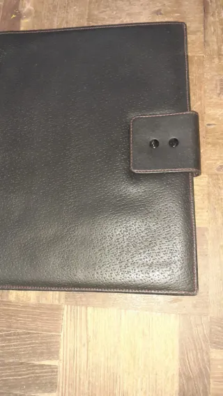 Carpeta publicidad JGB Negra  con Cierre 29x24.ver