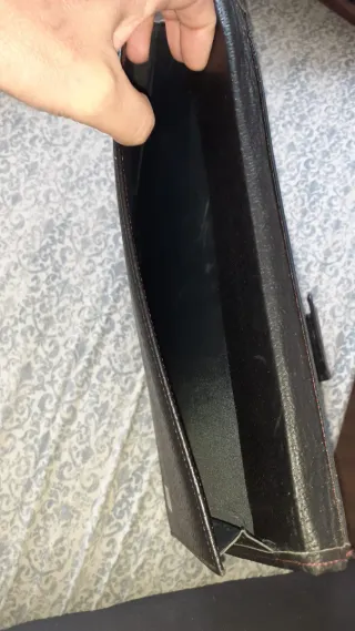 Carpeta publicidad JGB Negra  con Cierre 29x24.ver