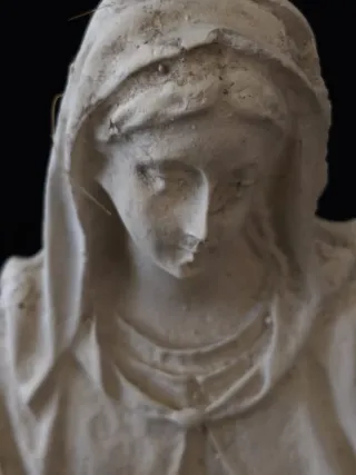 Virgen de Olot Antigua - Escayola 17cm