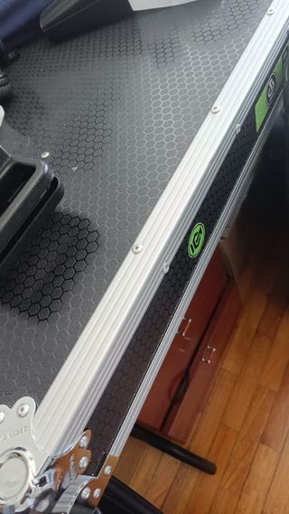 Mesa DJ Plegable Universal con Cierres