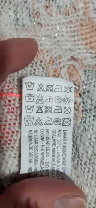 Jersey beige con estrellas multicolor