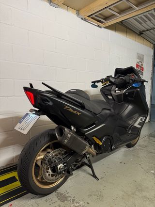 Yamaha TMAX 530 Iron Max