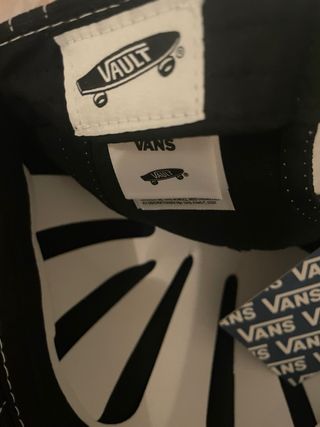 Gorra Vans Vault OG Curved Negra