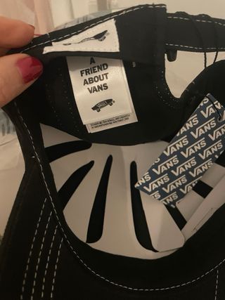 Gorra Vans Vault OG Curved Negra