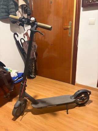 Patinete Xiaomi Mi Electric Scooter Essential