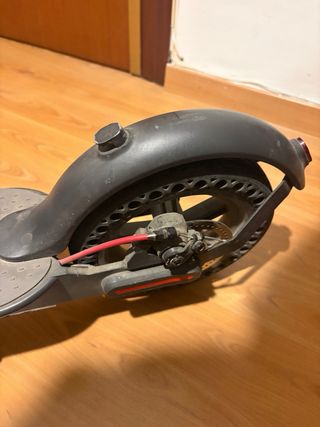 Patinete Xiaomi Mi Electric Scooter Essential