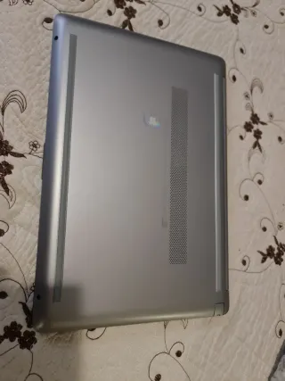 Ordenador portátil HP 255 G8, AMD Rizen 3.
