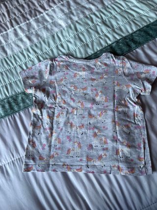 T-shirt infantil unicórnios