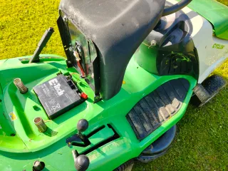 Tractor cortacésped Viking MT 545