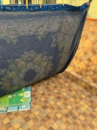 manta o colcha terciopelo azul , diseño floral bor