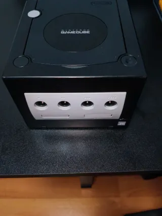 Consola Nintendo GameCube Negra funcinando