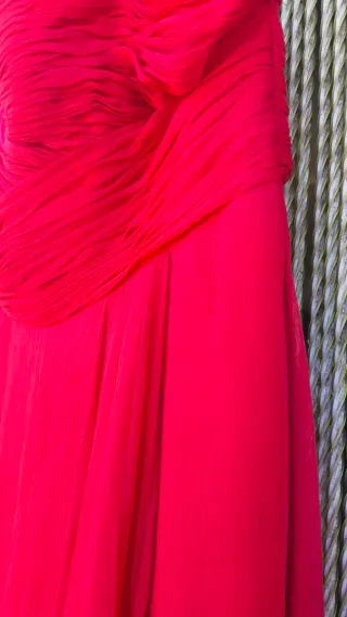 Vestido de fiesta rojo Sonia Peña