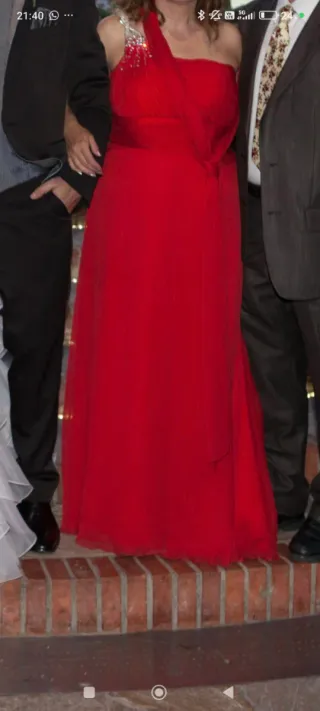 Vestido de fiesta rojo Sonia Peña