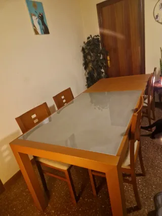 Conjunto mesa comedor extensible y 4 sillas