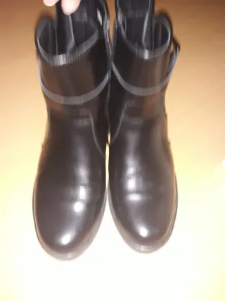 Botines negros talla 39