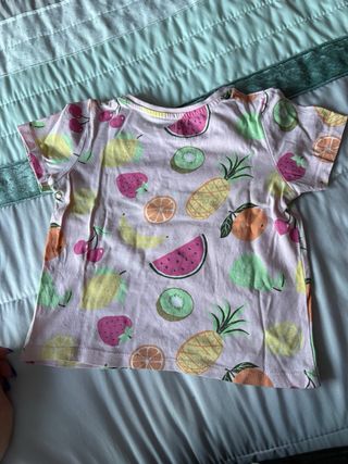 T-shirt infantil estampada com frutas