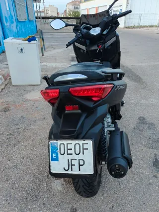 Yamaha Xmax 250 Momo Design - 14500 km