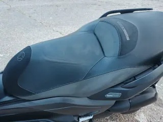 Yamaha Xmax 250 Momo Design - 14500 km