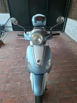 Moto SYM Fiddle III Automática