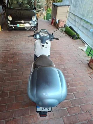 Moto SYM Fiddle III Automática