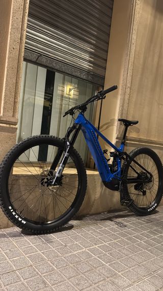 Mondraker e-bike Fox 38 Öhlins