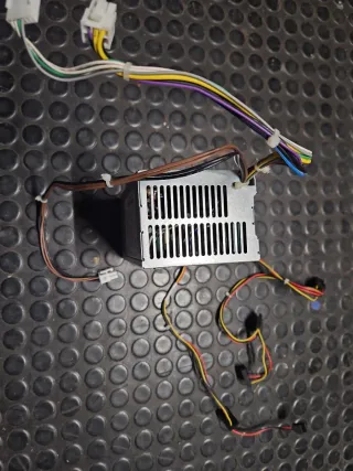 Fuente HP PS-4241-1HD 240W