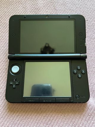 Nintendo 3DS XL Roja