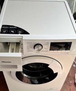 LAVADORA HISENSE DE 8 KILOS EN BLANCO A+++