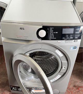 LAVADORA AEG EN INOX DE 8 KILOS A+++
