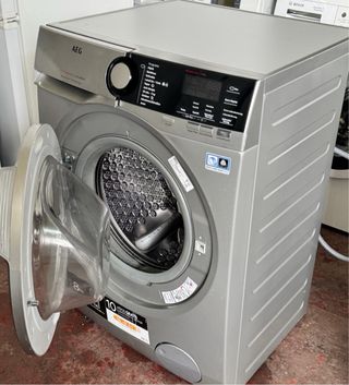 LAVADORA AEG EN INOX DE 8 KILOS A+++