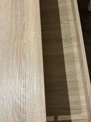 Mesa de centro elevable acabado madera