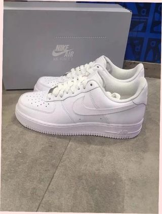 Nike Air Force 1 Low '07 Blancas Talla 40