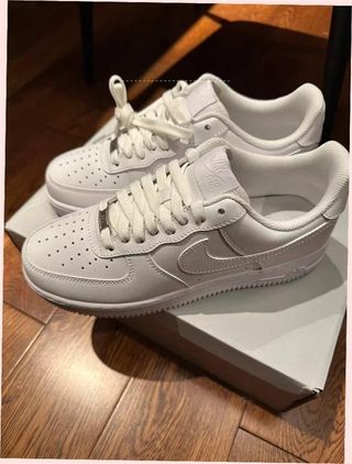 Nike Air Force 1 Low '07 Talla 39