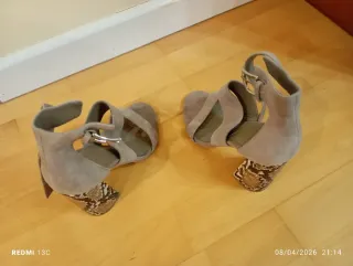 Sandalias elegantes piel tacón serpiente T35