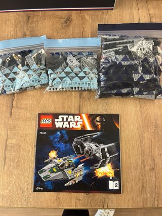 Lego Star Wars 75150 - Nave Vader vs A-wing
