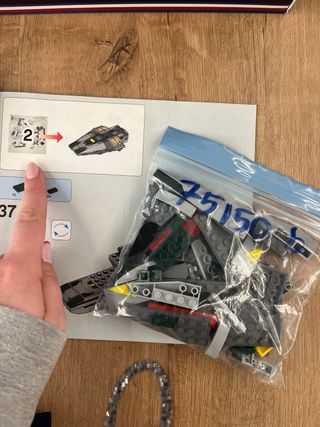Lego Star Wars 75150 - Nave Vader vs A-wing